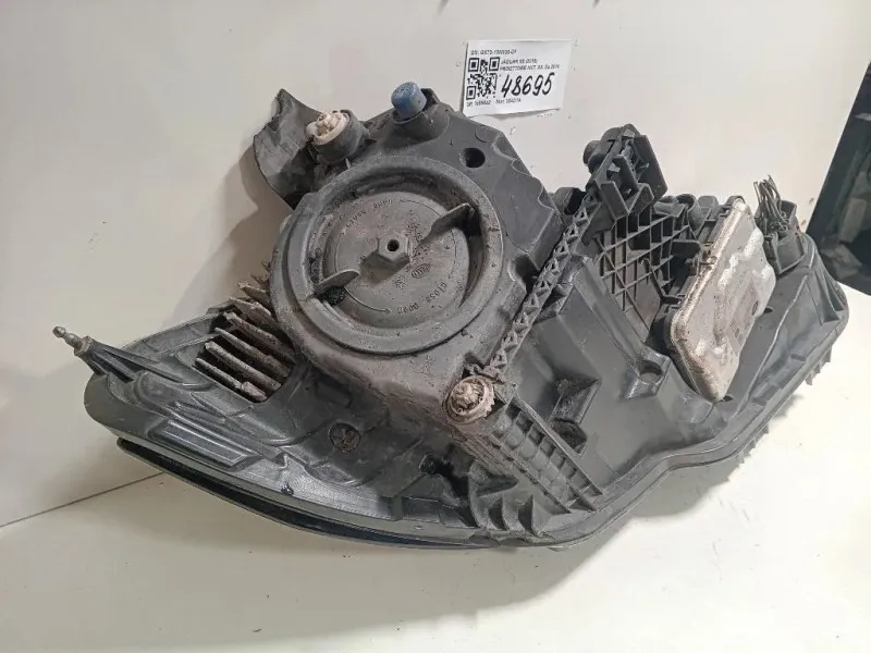 Proiettore ANT SX GX73-13W030-DF Jaguar XE 2015