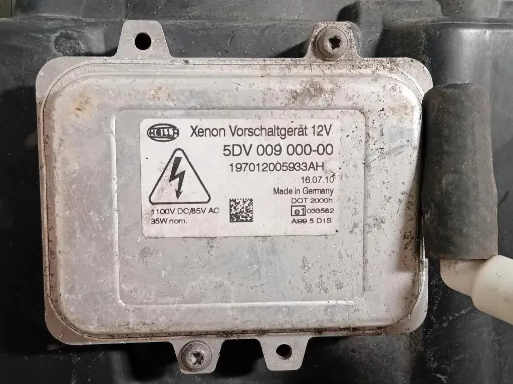 Proiettore ANT SX 8X23 13W030 JC Jaguar XF I 2008