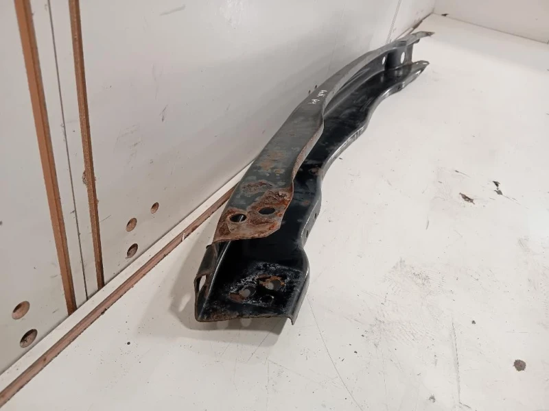 Traversa Paraurti POST 8T0807313 Audi A4 8K2 2012