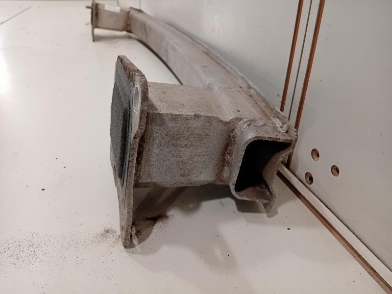 Traversa Paraurti POST 8W0807309 Audi A4 8W2 2015