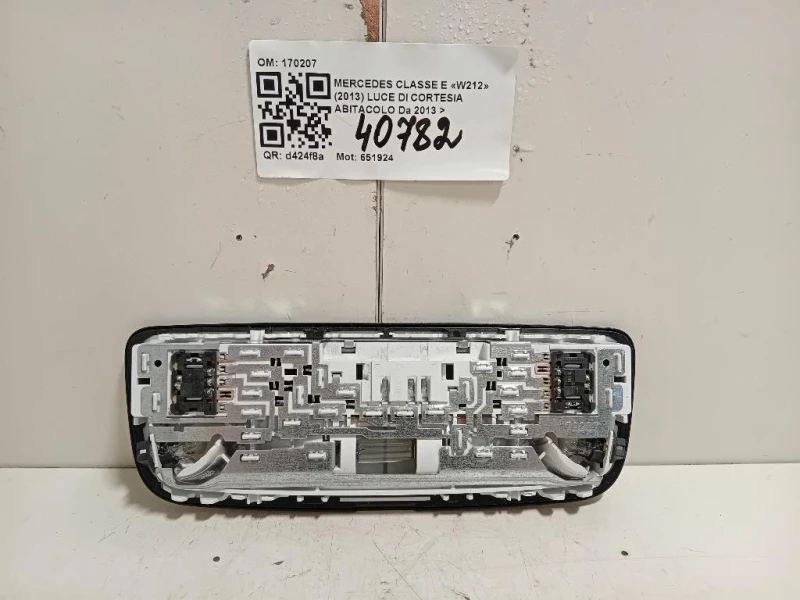 LUCE DI Cortesia Abitacolo 170207 Mercedes Classe E W212 2013
