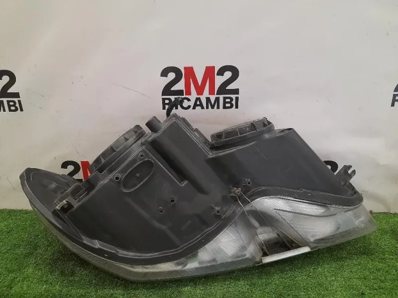 Proiettore ANT SX 8X23 13W030 AC Jaguar XF I 2008