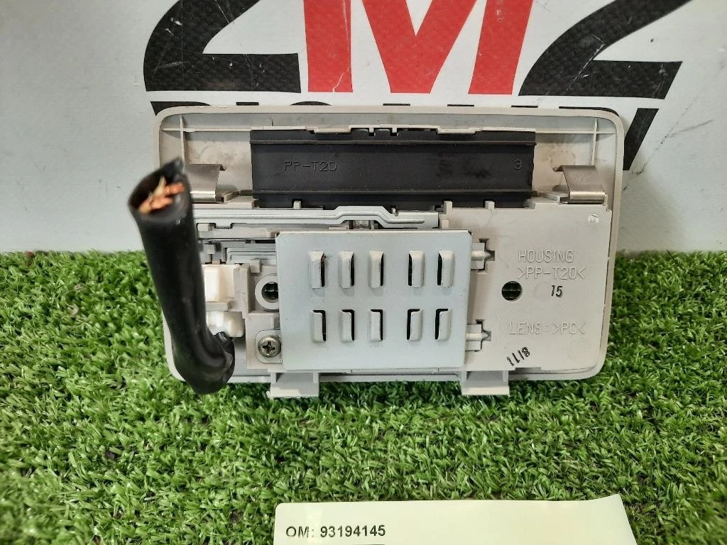 LUCE DI Cortesia Abitacolo 93194145 Opel Agila B 2008