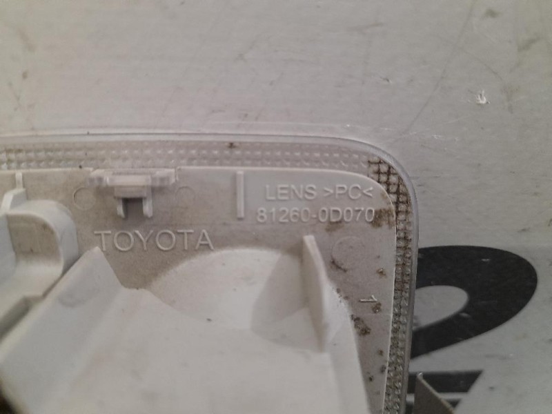 LUCE DI Cortesia Abitacolo 812600D070 Toyota Yaris IV 2014