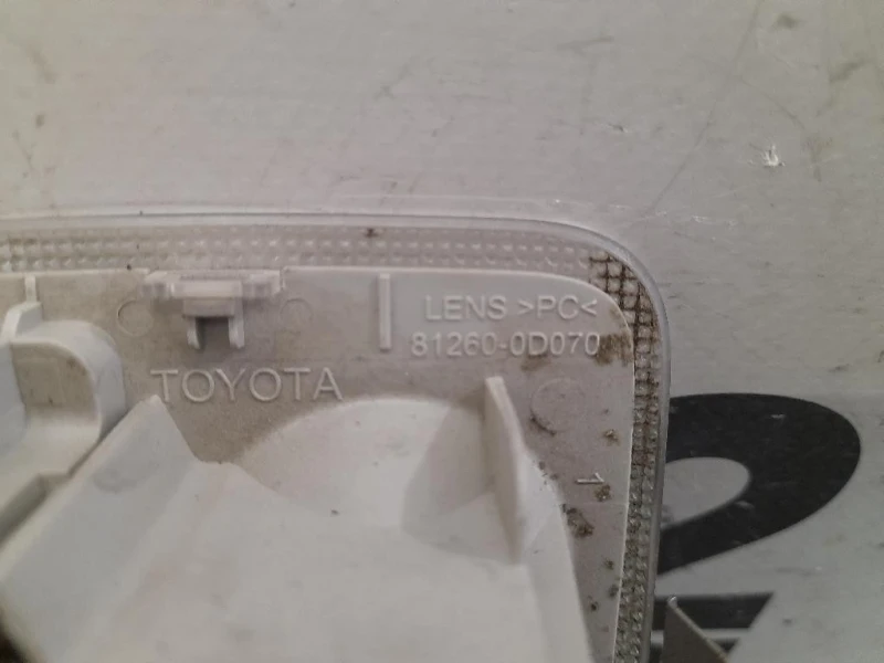 LUCE DI Cortesia Abitacolo 812600D070 Toyota Yaris IV 2014