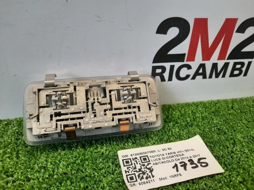 LUCE DI Cortesia Abitacolo 812600D070B0 Toyota Yaris IV 2014