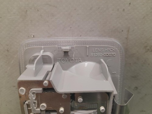 LUCE DI Cortesia Abitacolo 812600D070 Toyota Yaris IV 2017