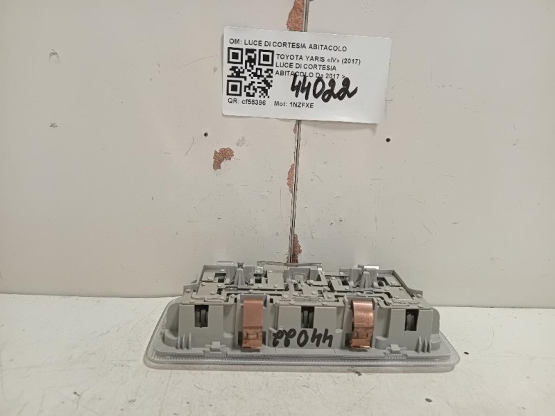 LUCE DI Cortesia Abitacolo LUCE DI CORTESIA ABITACOLO Toyota Yaris IV 2017