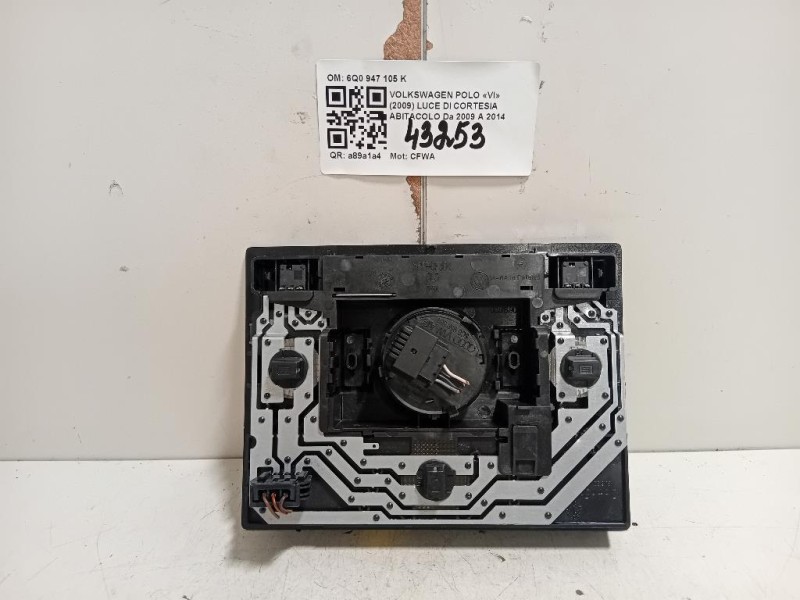 LUCE DI Cortesia Abitacolo 6Q0 947 105 K Volkswagen POLO VI 2009