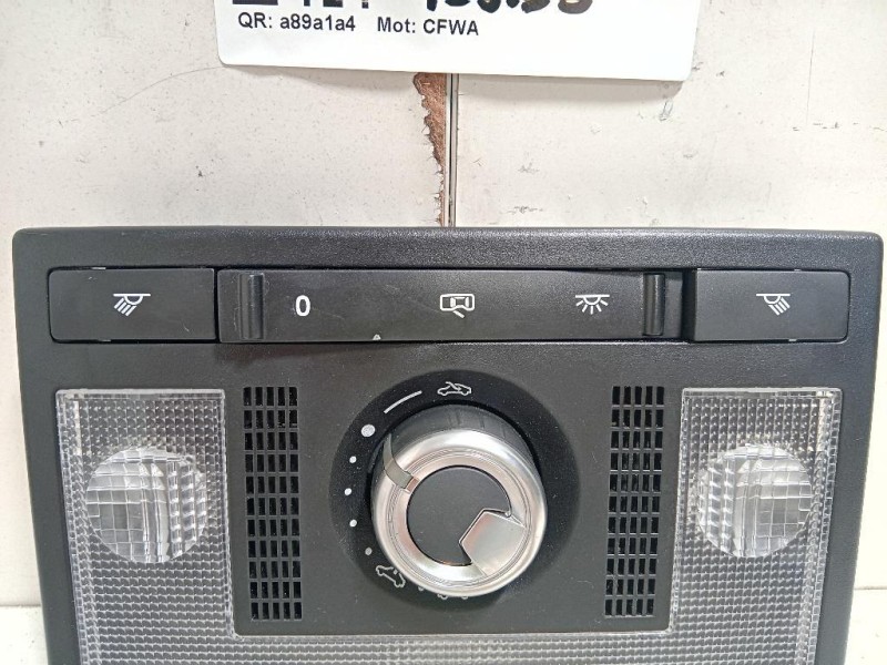 LUCE DI Cortesia Abitacolo 6Q0 947 105 K Volkswagen POLO VI 2009