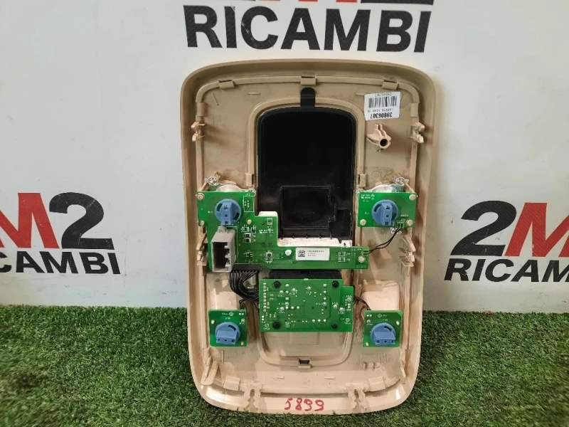 LUCE DI Cortesia Abitacolo 39806307 Volvo XC60 I 2009