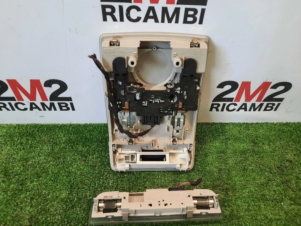 LUCE DI Cortesia Abitacolo ANT 8P0947135D6PS Audi A3 8P1 2008