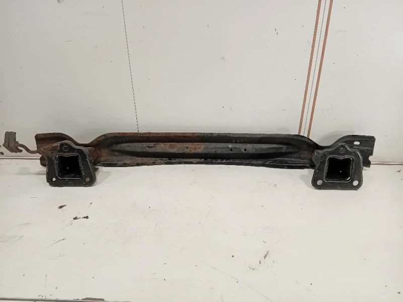 Traversa Paraurti POST 51122990162 Bmw X1 E84 2010