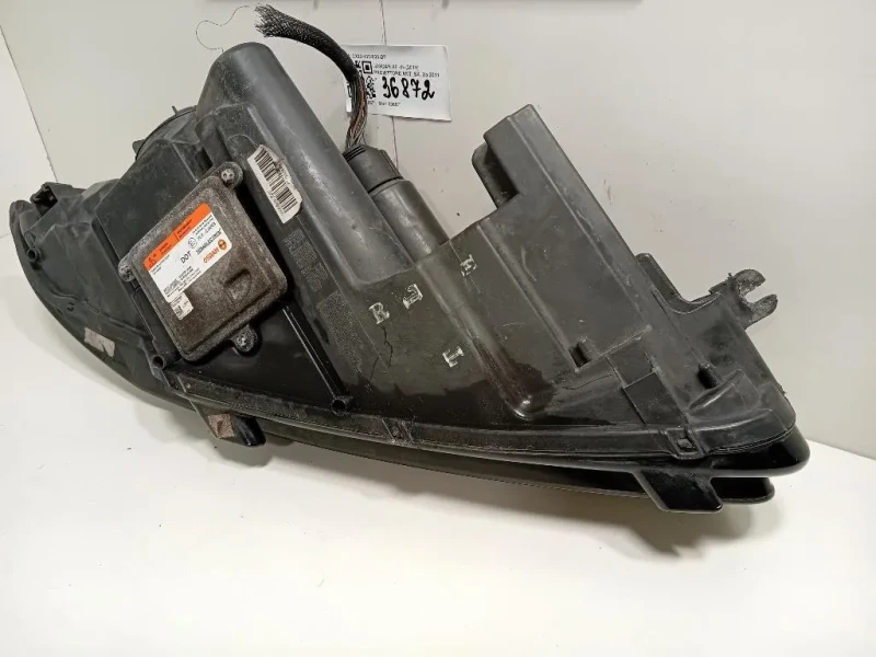 Proiettore ANT SX CX23-13W030-DF Jaguar XF I 2011