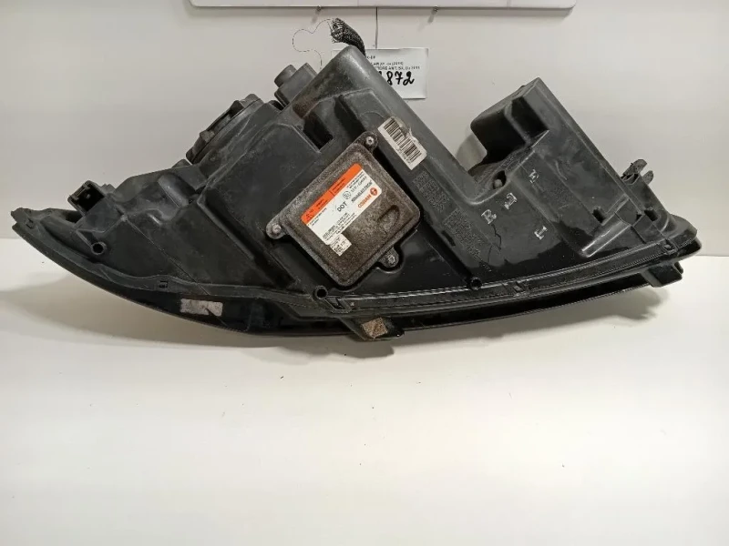 Proiettore ANT SX CX23-13W030-DF Jaguar XF I 2011