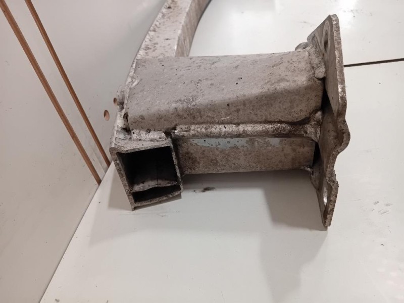 Traversa Paraurti POST 12782112 Chevrolet Orlando 2011