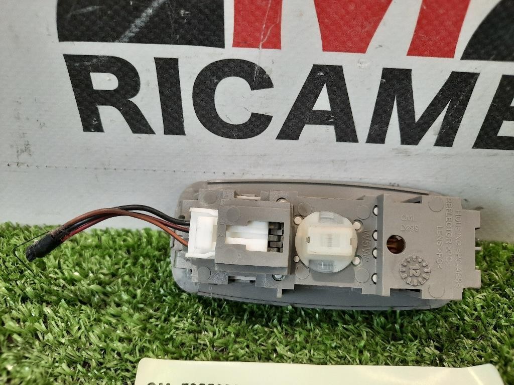 LUCE DI Cortesia Abitacolo ANT 735562617 Lancia Ypsilon III 2011