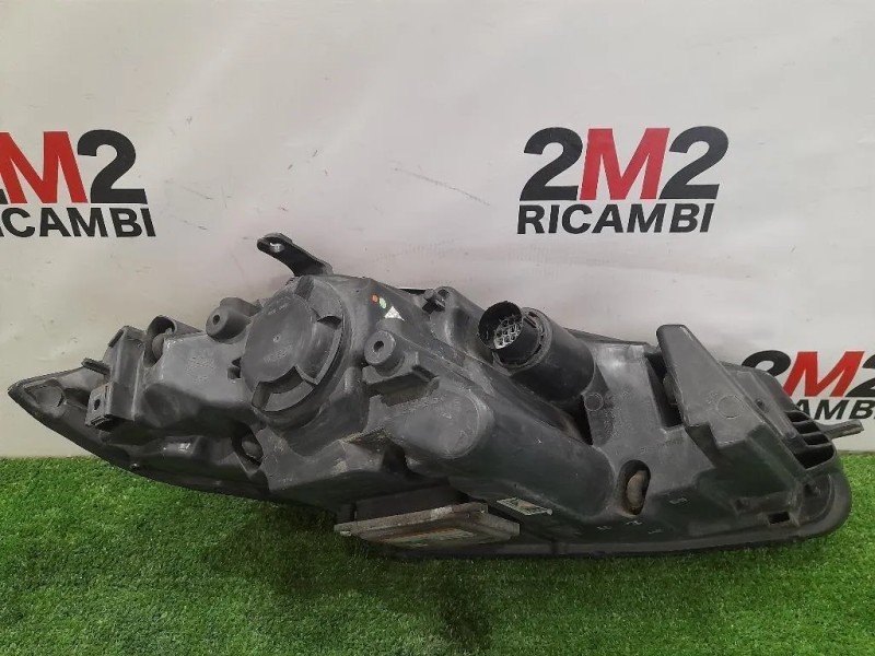 Proiettore ANT SX T2H24593 Jaguar XF II 2015