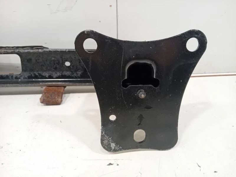 Traversa Paraurti POST TRAVERSA PARAURTI POST Citroen Berlingo III 2015