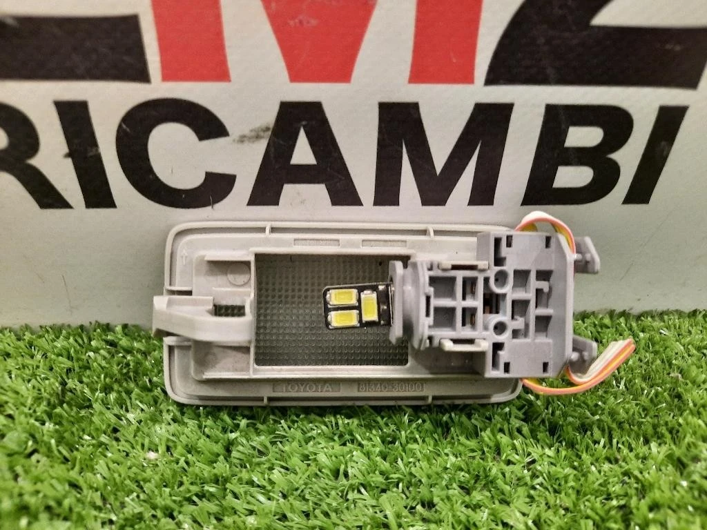 LUCE DI Cortesia Abitacolo SX 8134030100 SX Lexus Serie IS II 2006