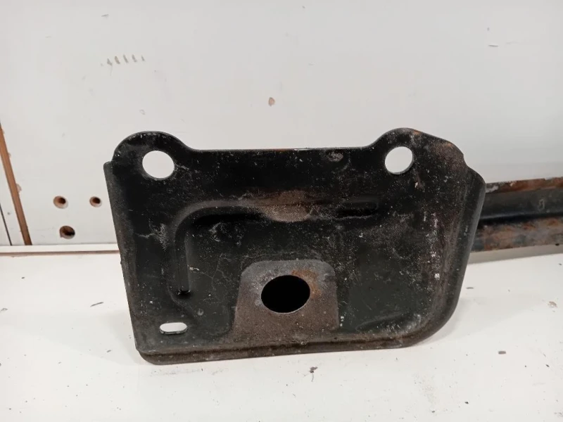 Traversa Paraurti POST 1880951 Ford Fiesta VI 2012