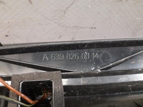 LUCE STOP Supplementare POST A6398260014 Mercedes VITO W639 2004