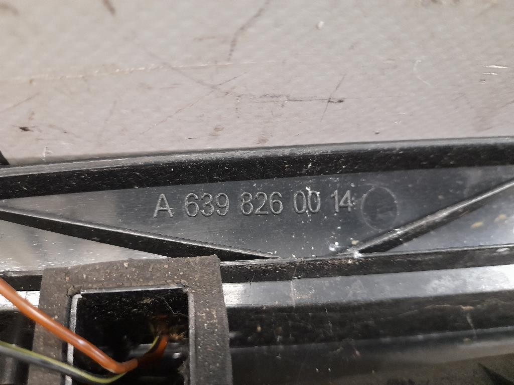 LUCE STOP Supplementare POST A6398260014 Mercedes VITO W639 2004