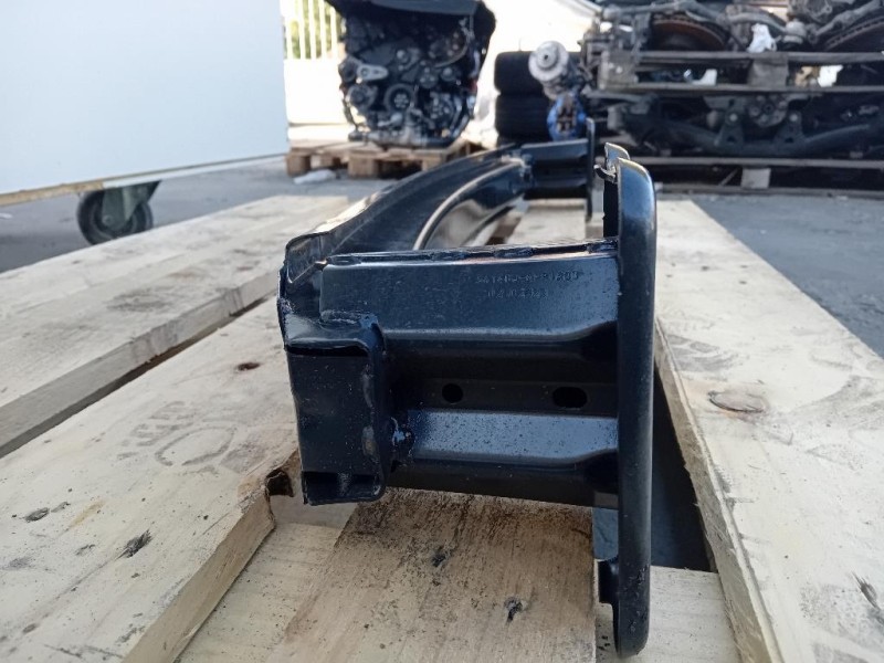 Traversa Paraurti POST 2396431 Ford PUMA II 2024