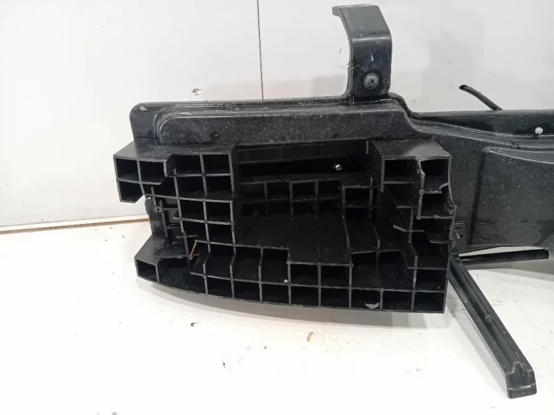 Traversa Paraurti POST 866301K000 Hyundai IX20 2015