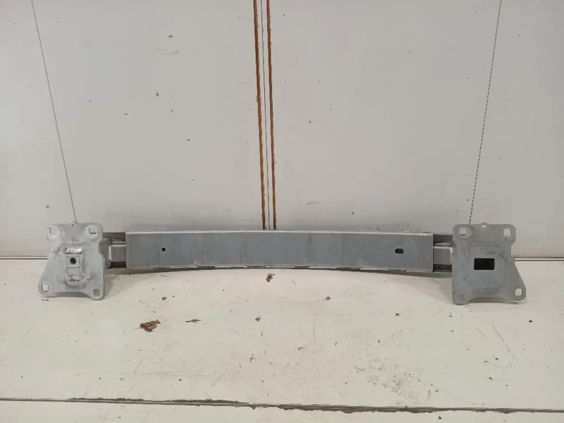 Traversa Paraurti POST J9C3-17D928-A Jaguar E-pace 2017