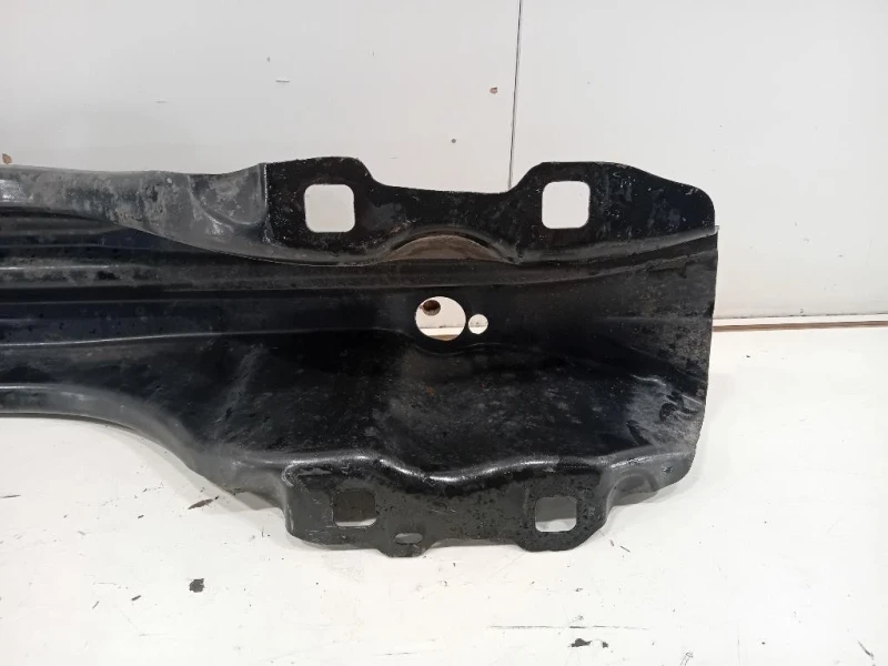 Traversa Paraurti POST T2H1134 Jaguar F-pace 2015