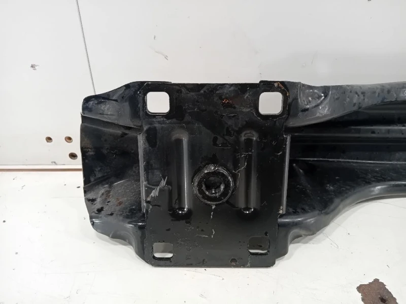 Traversa Paraurti POST T2H1134 Jaguar F-pace 2015