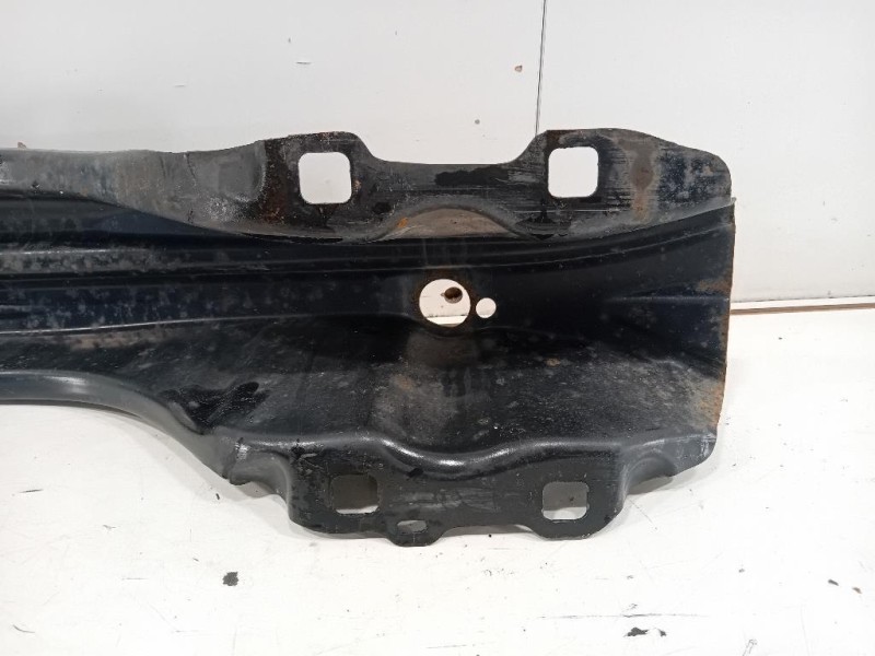 Traversa Paraurti POST T2H1134 Jaguar XE 2015