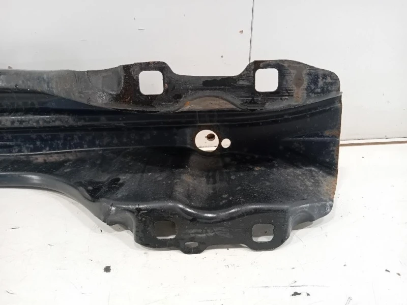 Traversa Paraurti POST T2H1134 Jaguar XE 2015