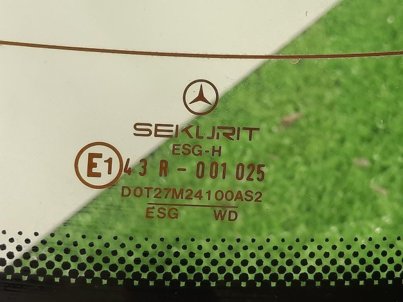 Lunotto A1246304321 ORIGINALE Mercedes Classe E W124 1985