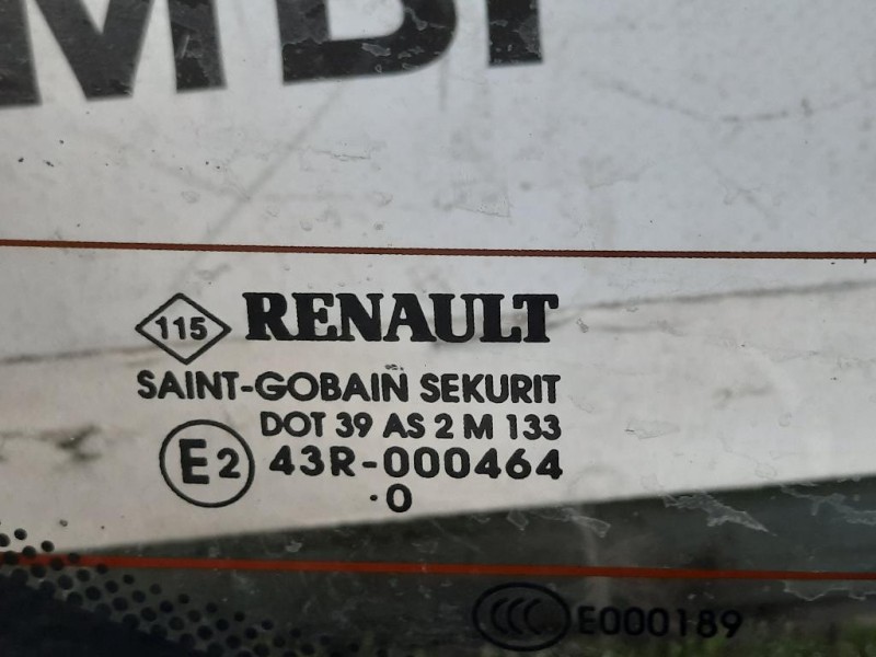 Lunotto 8200120627 Renault Scénic II 2003