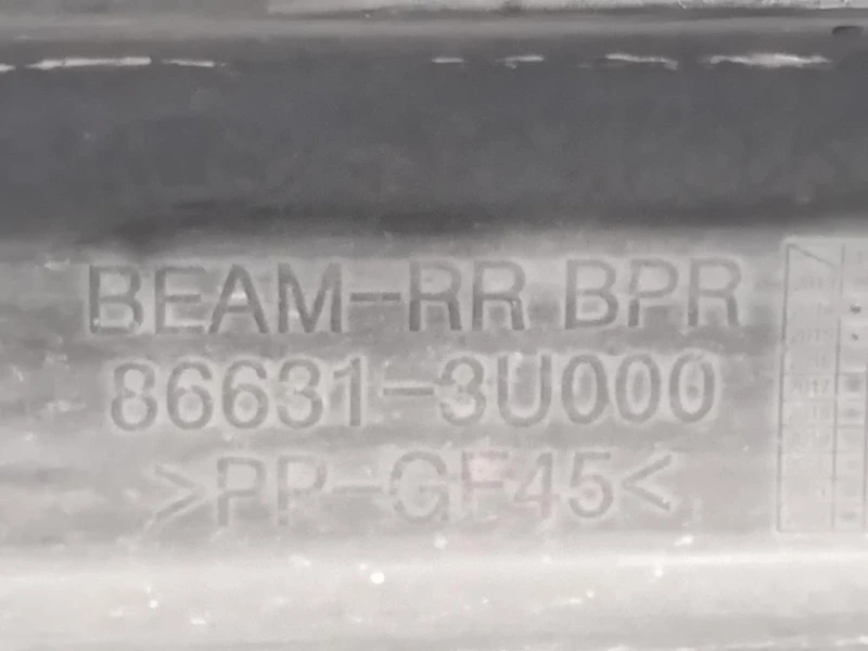 Traversa Paraurti POST 86631-3U000 Kia Sportage III 2010