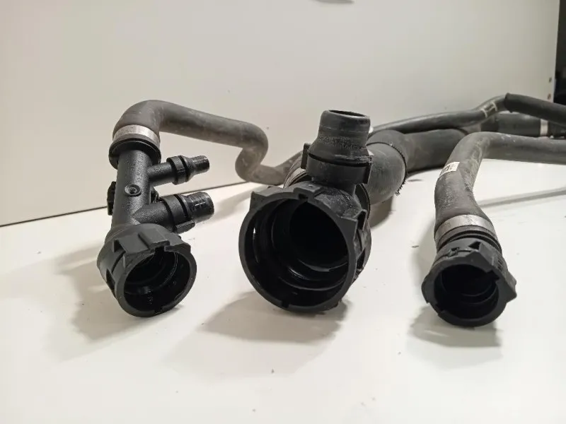 Manicotto Acqua Radiatorevaschetta 780715702WJ857323408 Bmw Serie 5 G30 Berlina 2016