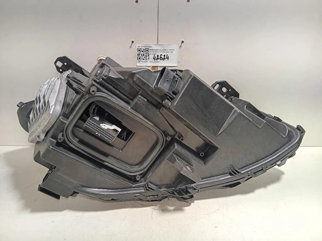 Proiettore ANT SX A1769068900 Mercedes Classe A W176 2015