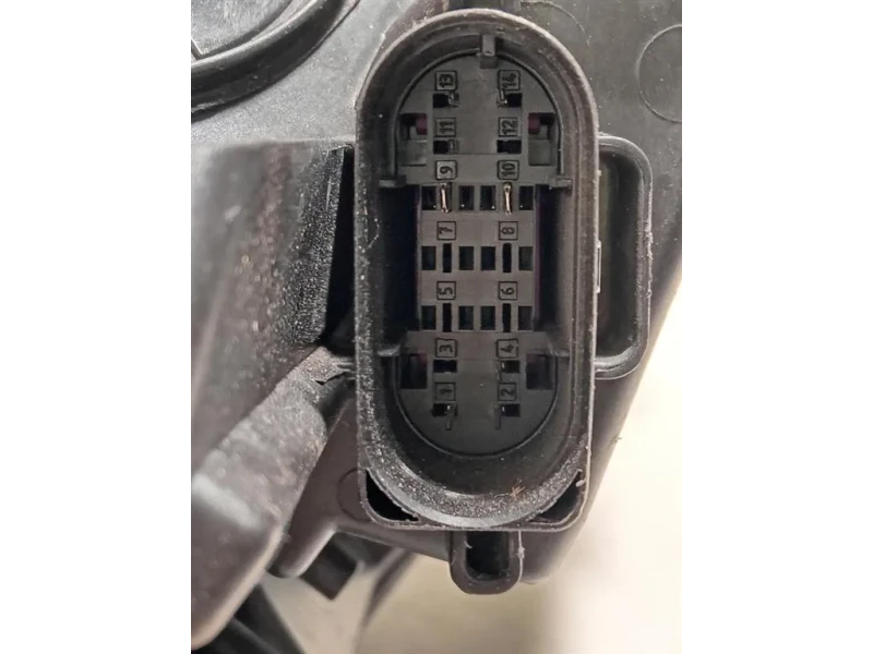 Proiettore ANT SX A1769068900 Mercedes Classe A W176 2015