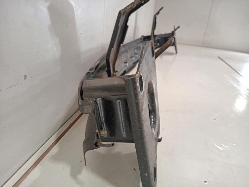 Traversa Paraurti POST FK72-17906-AD Land Rover Discovery V 2016