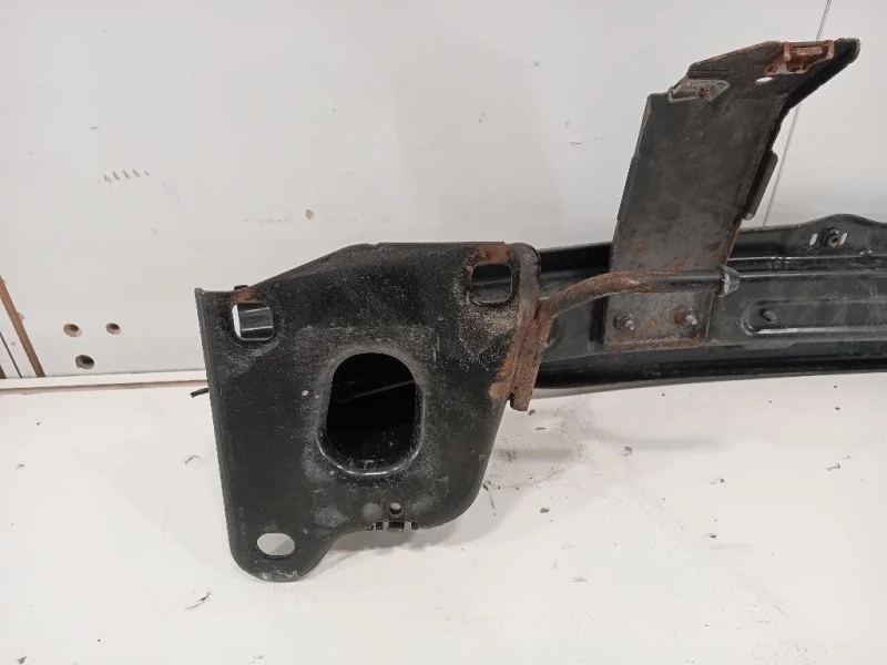 Traversa Paraurti POST FK72-17906-AD Land Rover Discovery V 2016