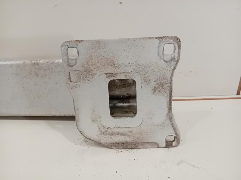 Traversa Paraurti POST LR066891 Land Rover Range Rover Evoque I 2011