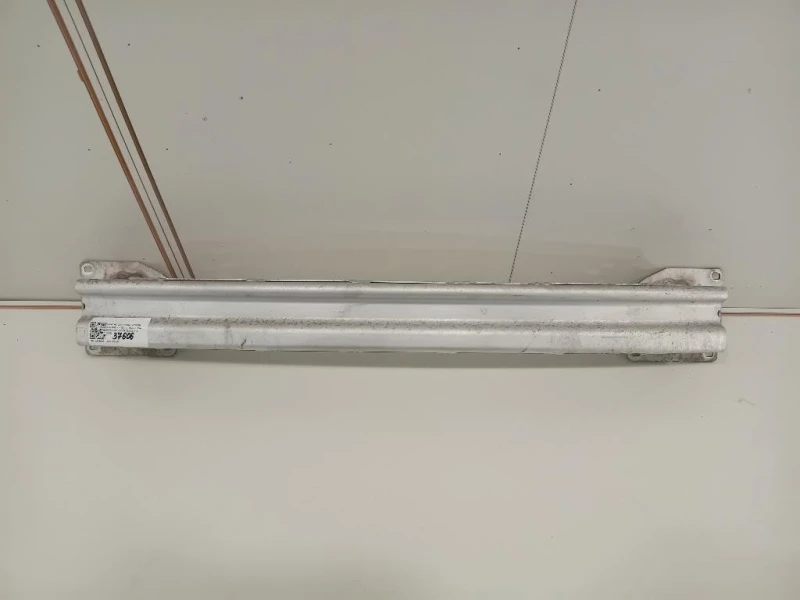 Traversa Paraurti POST LR066891 Land Rover Range Rover Evoque I 2011