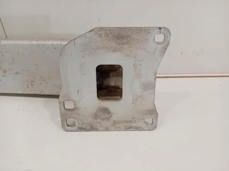 Traversa Paraurti POST EJ32-17906-AC Land Rover Range Rover Evoque I 2011