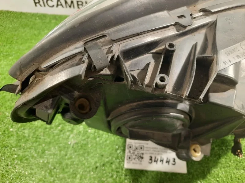 Proiettore ANT SX A2048207739 Mercedes Classe C W204 2007