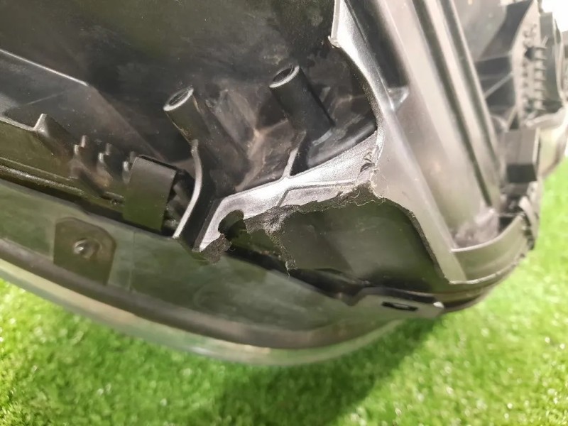 Proiettore ANT SX A2048207739 Mercedes Classe C W204 2007