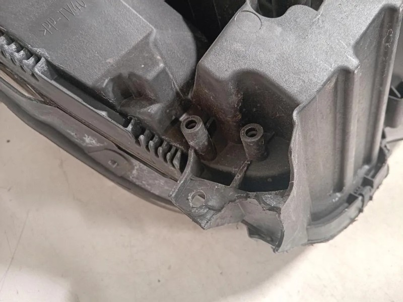 Proiettore ANT SX 1090026 Mercedes Classe C W204 2011