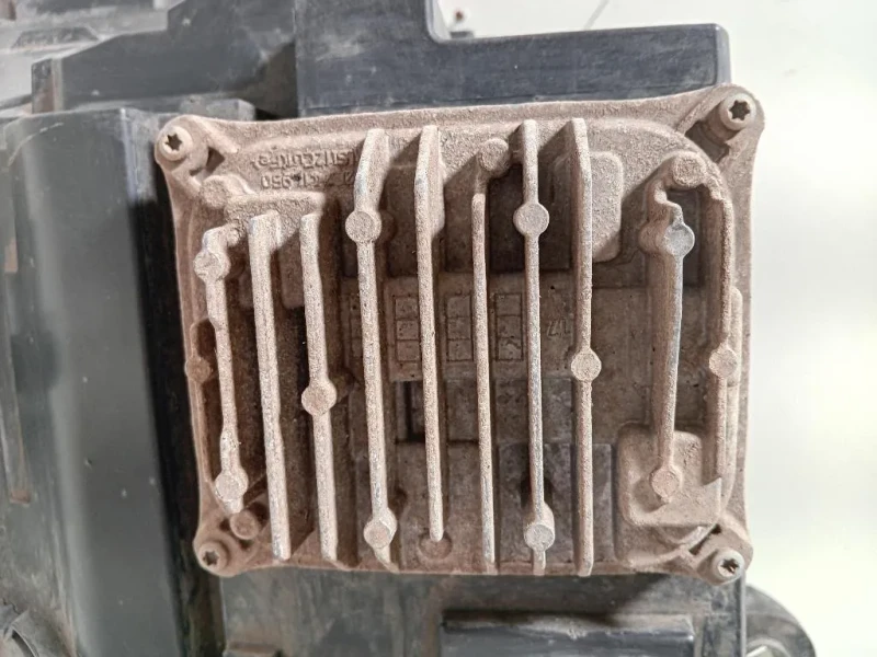 Proiettore ANT SX A2059069404 Mercedes Classe C W205 2014