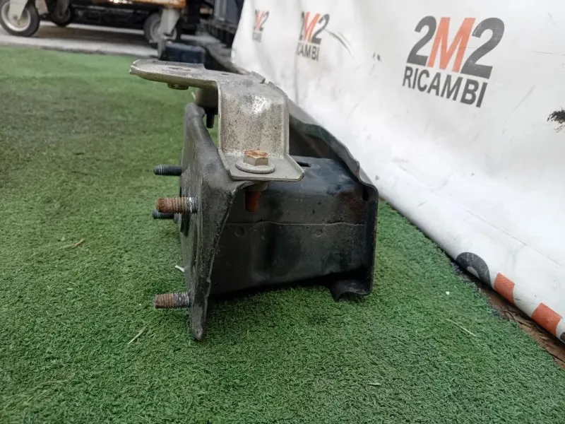 Traversa Paraurti POST A2056100014 Mercedes Classe C W205 2014